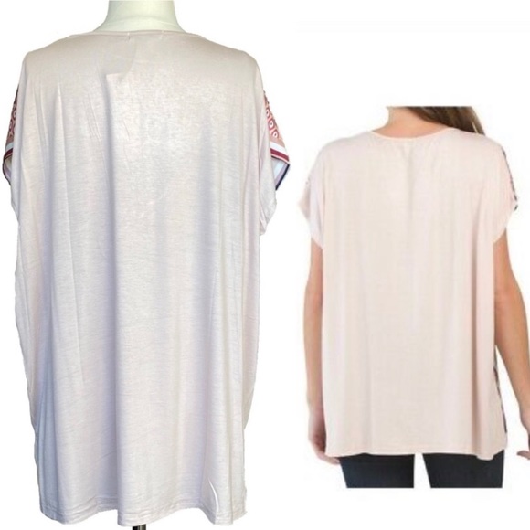 Paparazzi Abstract and Multicolored Print Cap Sleeve Knit Tunic. Size S - Picture 10 of 11